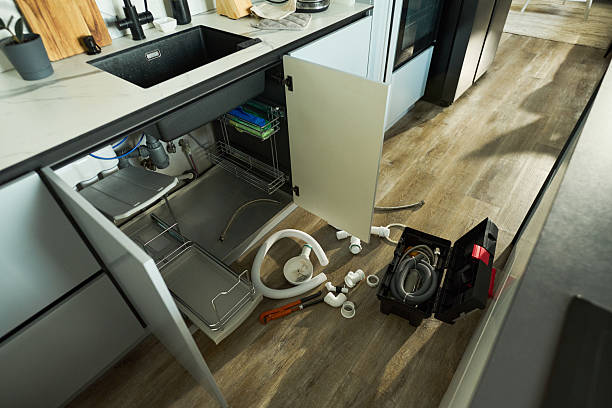 Reliable Plumbing contractor in Santa Ana, CA by Street Wise - Plumbing